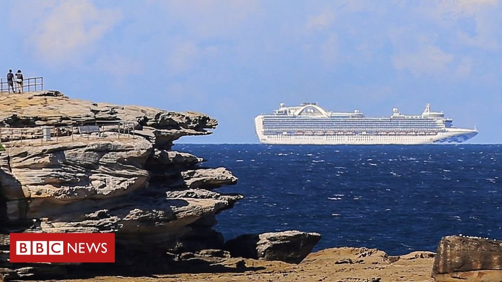 Australia launches criminal probe into cruise ship