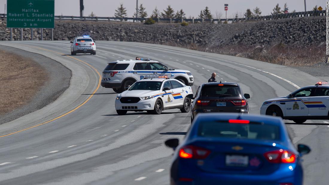 Gunman kills at least 9 in rampage across Nova Scotia