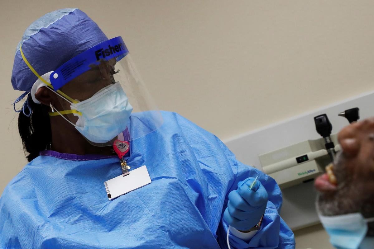U.S. CDC reports 828,441 coronavirus cases, 46,379 deaths