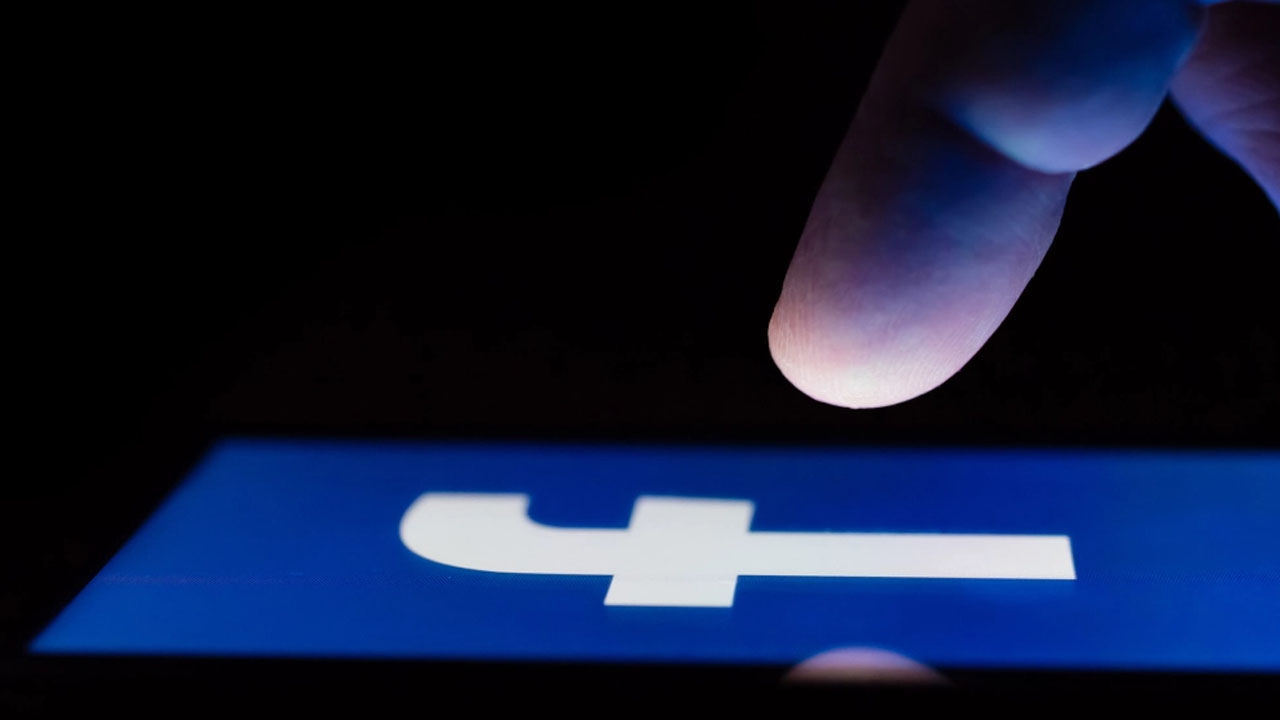 facebook exec says no plans to end trump ban