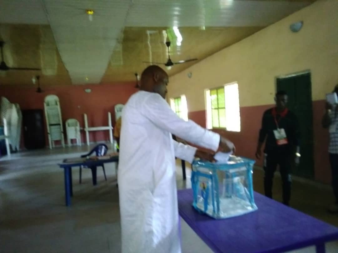 Hon. Nwanosike Samuel casting his vote at Rivers the local government election