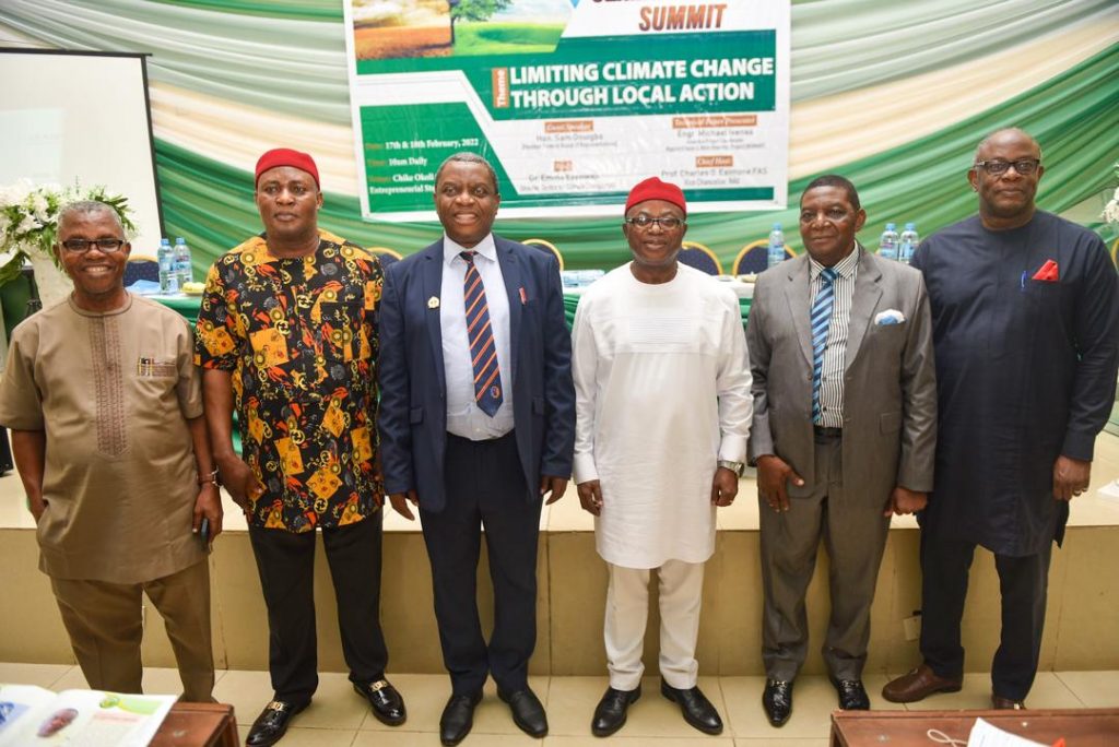 From (2L): RT. Hon. Sam Onuigbo, Member representing Ikwuano Umuahia North and South Federal Constituency of Abia State; the Vice Chancellor of Nnamdi Azikiwe University, Uwka, Prof. Charles Okechukwu Esimone flanked by some staff and Management of UNIZIK.