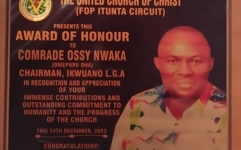 LATE ELDER NWAKA’s THANKSGIVING: UCC Honours Ikwuano Mayor, Nwaka As ‘Omepuru Oha’                                                  *Do not fidget, be determined, Clergy to Nwaka’s