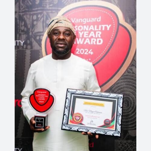Dele Oshinowo Wins Vanguard Grassroots Development Icon of the Year Award