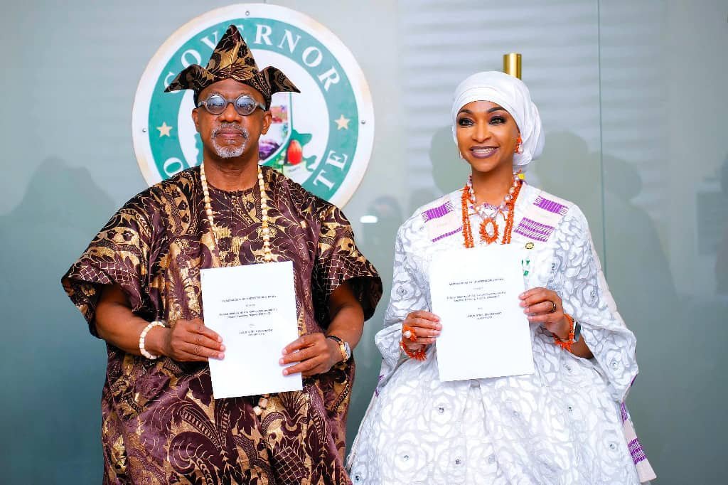 From. (L-R): Governor Dapo Abiodun, and Hannatu Musa Musawa, the Governor of Abeokuta; the Honorable Minister of Art, Culture, Tourism and the Creative Economy, Hon. Hannatu Musa Musawa after signing an moU.