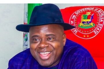 Nigerian Governor gifts Police Officer 3 -Bedroom Flat, Car for rejecting $17,000 From Kidnapper