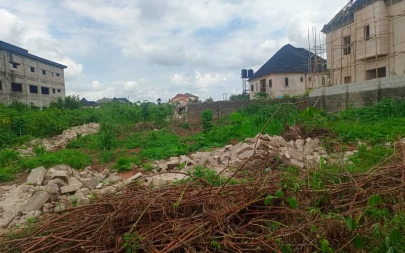 Irete community protests intimidation, harrasment, illegal demolition of prpty by govt