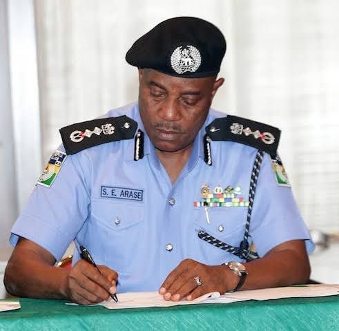 Former IGP Solomon Arase (late)