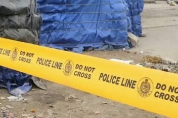 Four Killed as Iranian Air Force Helicopter Crashes Into Busy Fruit Market in Isfahan