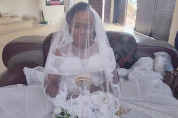 Desperation Can Ruin Your Life” — Bride Chiamaka Ettu Sends Powerful Message to Single Women at Glamorous Owerri Wedding