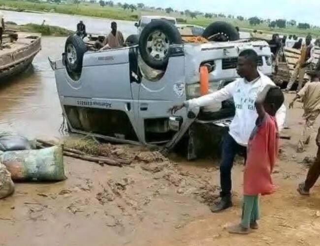 Tragedy on Namnai Bridge: Adamawa Express Bus Plunges Into River in Taraba, Many Feared Dead