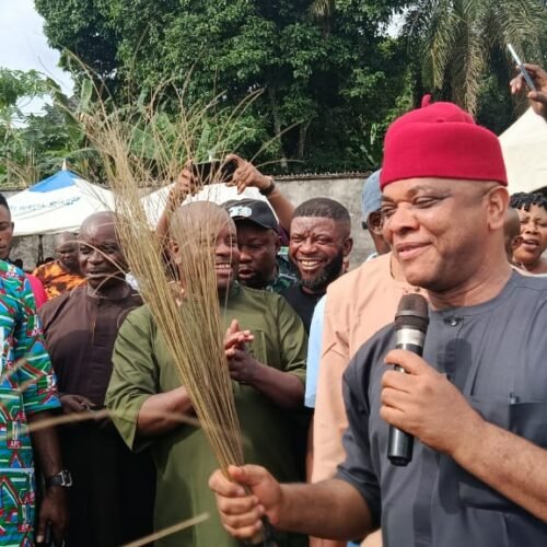Mass Defection Rocks Abia: Labour Party Collapses into APC in Ukwa West