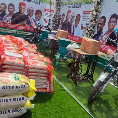 ‘Alex Otti or Nothing’: Tears, Gratitude as Nwaka Empowers 400+ Ibere Residents at Easter Mega Outreach