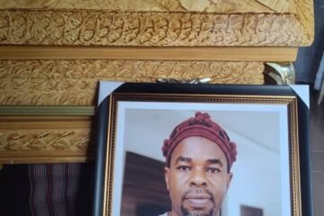 Tears, Tributes as Popular Journalist ‘Jungle Journalist’ Is Laid to Rest in Abia