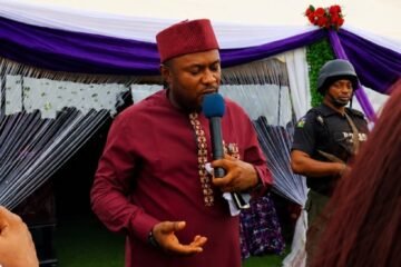 Nwaka Urges Ikwuano Women to Support Otti’s reelection, Husbands, Children’s Future