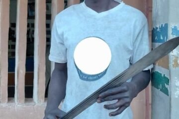 Man Allegedly Attacks 20-Year-Old Neighbour With Cutlass Over Wife in Bauchi